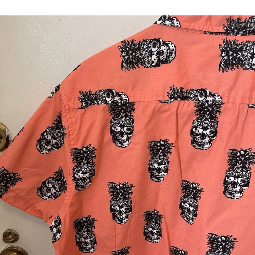 Pineapple Skull Button Down Shirt XL Coral Tropical Novelty Vacation Party - Picture 14 of 16